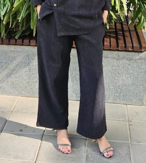 Women Black Winter Co-Ord Set | Full Sleeve Woolen Top & Pant Set